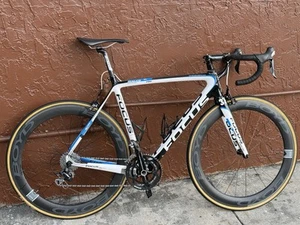 Focus Izalco 2018 Full Carbono Zize L Rines 50 mm - Picture 1 of 7