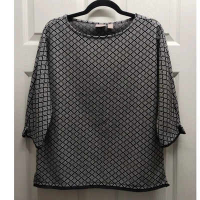 Chico's Size Medium (1) Black White Geometric Fringe Trim Dolman Sleeve Top - image 1 of 4