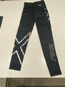 2XU COMPRESSION TIGHTS SIZE L - Picture 1 of 2