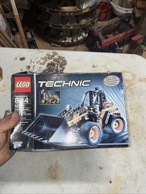 Brand New: LEGO TECHNIC: Wheel Loader (8271) Open Box 5