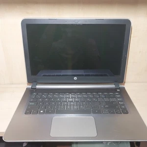 HP Pavillion 14-ab168CA Laptop *No HDD/Battery* Power On Display - Picture 1 of 8