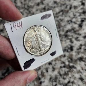 1941 Walking Liberty Half Dollar - Nice  Condition ! No Mint Mark - Philadelphia - Picture 1 of 3