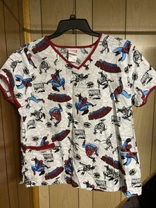 Marvel Amazing Spider-Man Scrub Top XL Short Sleeve Front pockets Preowned - Picture 1 of 9