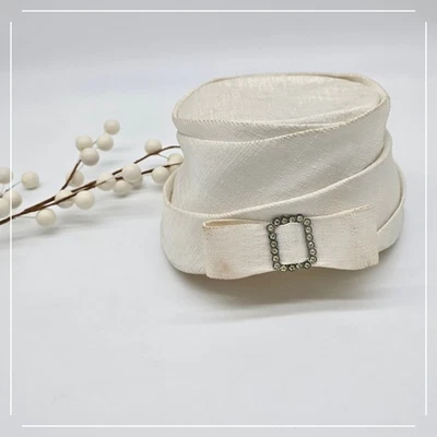 Vintage White Pillbox Hat Rhinestone Bow Bridal Wedding Occasion Church - Image 1 of 4