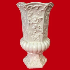 CHERUB RENAISSANCE VASE LEFTON PORCELAIN VINTAGE 8 1/4" EMBOSSED - Picture 1 of 12