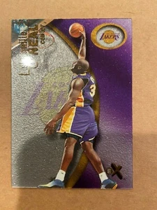 2000-01 EX Shaquille O'Neal #38 - Picture 1 of 2