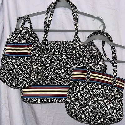 Vera Bradley Bolsa de Pañales 3 Piezas Cambiador Almohadilla Mini Mochila y Bolso de Mano Barcelona Foto 1 de 4