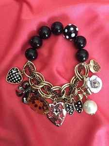 Betsey Johnson Vintage Black & White Lucite Polka Dot Butterfly Pansy Bracelet - Bild 1 von 4