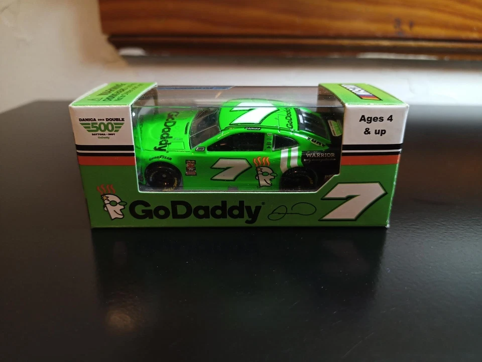 1/64 NASCAR 2018 DANICA PATRICK GODADDY FINAL RIDE  LIONEL - Image 1 of 2