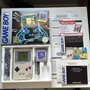 Nintendo Gameboy DMG-01 Console UKV Boxata - Completa e Ottime Condizioni - Foto 1 di 11
