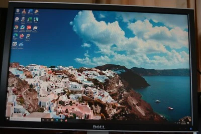 Dell UltraSharp 30" 2560X1600 2K IPS 3007WFP LCD Widescreen Monitor Excellent  - Image 1 of 4