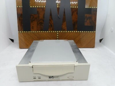 HP SureStore DAT40 DDS4 20/40Gb Internal Tape Drive C5683A C5683-00751 - Image 1 of 3