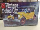 AMT 1182 Vintage Police Car model kit