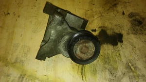 Ford Focus 1.6i Hatchback Tensioner Pulley with Bracket - Picture 1 of 5