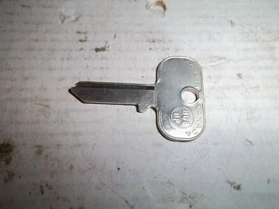 LLAVE EN BLANCO PARA NASH METROPOLITAN Y OTROS COCHES BRITÁNICOS NOS Foto 1 de 2