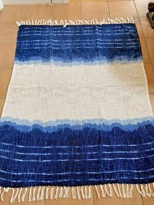 GEWEBTE ENVOGUE BAUMWOLLE ÜBERWURF BLAU OMB FRANSEN WEISS TIE DYE MUSTER OZEAN DECKE - Bild 1 von 9