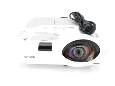 Epson PowerLite 425W Short Throw 1280 x 800 (WXGA) 3LCD Projector - Image 1 of 4