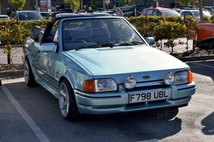 ford escort xr3i cabriolet mk4 - Picture 1 of 9