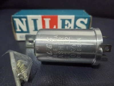 Intermitente de señal de giro DATSUN 1200 B110 KB110 510 120Y B310 620 12V 3 PINES NOS JP Foto 1 de 4