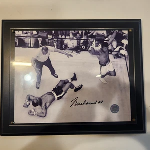 🥊 Muhammad Ali 10x8 Autographed Photo/Plaque (GFA COA# 100952) 🥊 - Picture 1 of 12