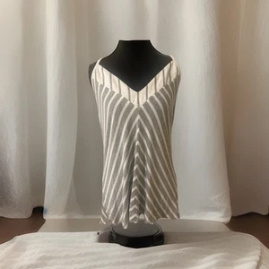 Leila Jade Mitered Top Womens Size XL Grey White Chevron Spaghetti Straps - Picture 1 of 4