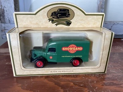 Furgoneta de reparto Lledo Days Gone 1950 Bedford modelo Showgard #9 sin usar, en caja hecha en Inglaterra Foto 1 de 4