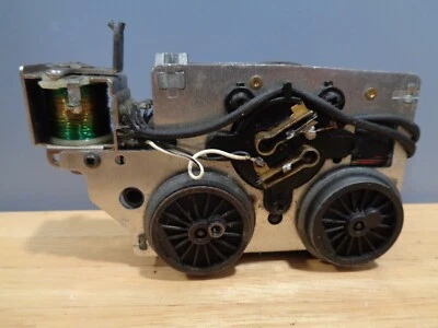 ORIGINAL  LIONEL 8209-100 O-27 GAUGE MOTOR  W/REVERSE UNIT TESTED RUNS GOOD. - Image 1 of 4