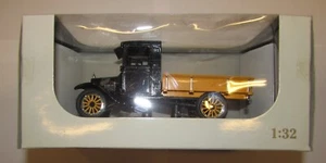 1:32 Signature 1923 Ford Model TT - Foto 1 di 1