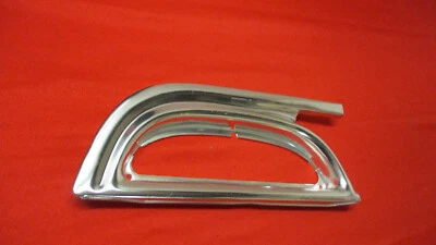 1960 FORD WAGON ЗАДНИЙ ФОНАРЬ БЕЗЕЛЬ ЛЕВЫЙ НОВЫЙ ИЗ СТАРЫХ ЗАПАСОВ СТРАНА ОРУЖЕНОСЕЦ РАНЧО УНИВЕРСАЛ - Изображение 1 из 4