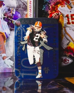 2000 Fleer Dominion Characteristics #7C Tim Couch Holofoil Die-Cut - Picture 1 of 2