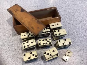 Ebony & Bone antique DOMINOES set of 28 tiles wooden box - Picture 1 of 6