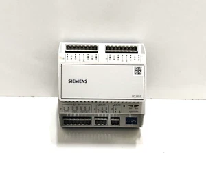 SIEMENS POL965.00/STD I/O Module With 15 I/O 8 Universal I/O - Picture 1 of 6