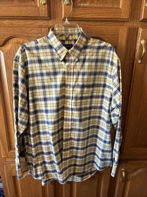 Camisa Towncraft sin arrugas para hombre grande verde a cuadros abotonada con bolsillo Foto 1 de 4