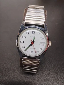 Vintage 1977 Timex MARLIN 31mm Unisex Silver Tone Wristwatch, Watch - Picture 1 of 22