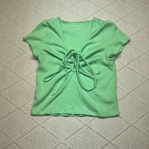 American Eagle Shirt Damen Large Grün Freizeit Stretch V-Ausschnitt Kurzarm C1 - Bild 1 von 4