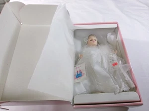 Effanbee "Storybook" Collection Snow Queen Style No. 1152 Org. Box - Picture 1 of 9