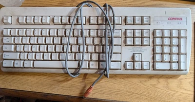 Vintage Compaq 286220-003 RT2156TW Computer Keyboard - Image 1 of 2