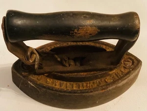 Antique Cast Iron Sad Iron Detachable Wooden Handle Cleveland Ohio Vtg flat iron - Picture 1 of 2