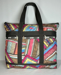 LeSportsac Classic XL 21” x 17” Tote Bag Carry All in Desert Highway EXC COND - Picture 1 of 17