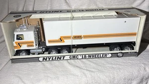 NYLINT GMC 18 RUOTE WOODS DIV HESTON CORP N.911-Z NUOVO IN SCATOLA - Foto 1 di 8