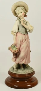 Beautiful Giuseppe Armani Capodimonte Figure of a Shy Young Girl 1982 - Foto 1 di 5