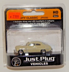 Woodland Scenics #JP5592 Just Plug City Classic w/Headlights NEW - Picture 1 of 2