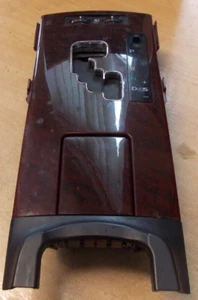 GENUINE 2008 LEXUS IS250 WOODEN CENTRE CONSOLE TRIM 55620-53010 - Picture 1 of 3