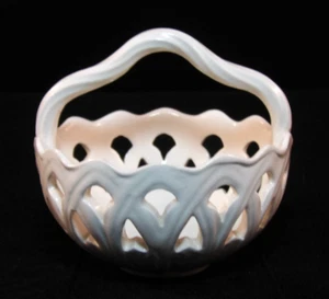 Leedsware Royal Creamware Pot Pourri Basket Trinket Pin Dish 1990s Excellent - Picture 1 of 5