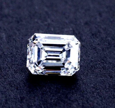 Lab-Grown Emerald Cut Gems 2 Ct White Diamond EGL Loose D VVS1 Clarity VN 4NUA - Image 1 of 4