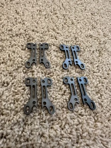 (8) Mugen MTC2 Touring Car Aluminum Arm Brackets - MUGA2146 - Great Condition - Picture 1 of 5