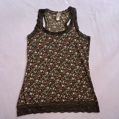 Y2K Women’s No Boundaries Floral Lace Tank Top Size Medium - Image 1 of 4