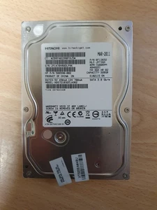 Hitachi HDS721032CLA362 320Gb SATA 3.5" 7.2K 3.0Gb/s Internal HDD 588598-002 - Picture 1 of 2