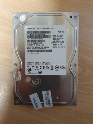 Hitachi HDS721032CLA362 320Gb SATA 3.5" 7.2K 3.0Gb/s Internal HDD 588598-002 - Image 1 of 2