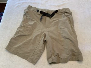 The North Face Mens Shorts Size 34. SKU 2228 CS - Picture 1 of 3